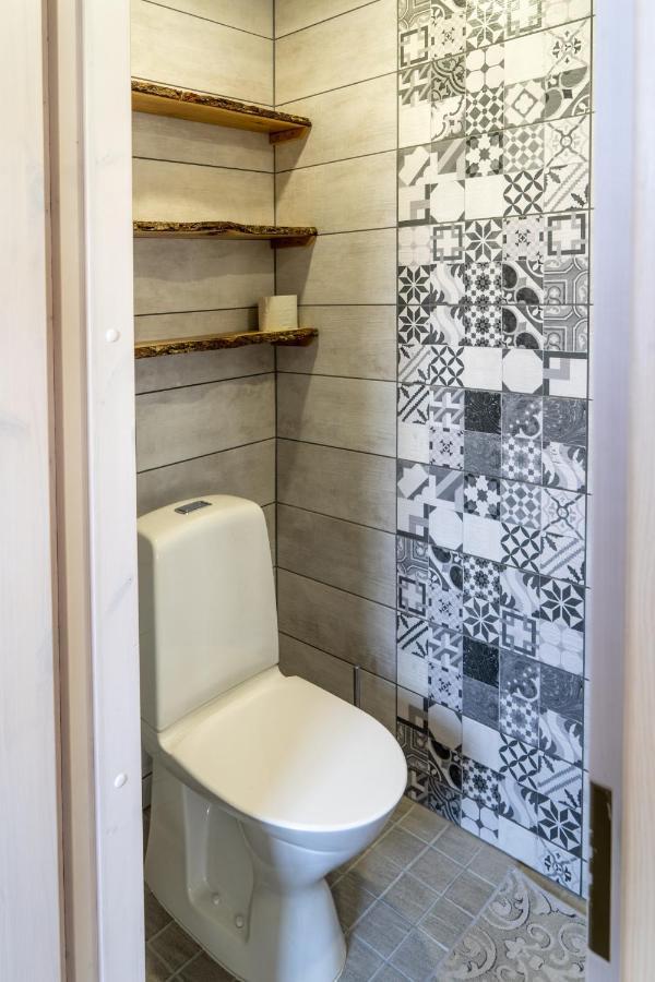 Cosy Family Guesthouse With Sauna And Garden กูรัซซาเร ภายนอก รูปภาพ